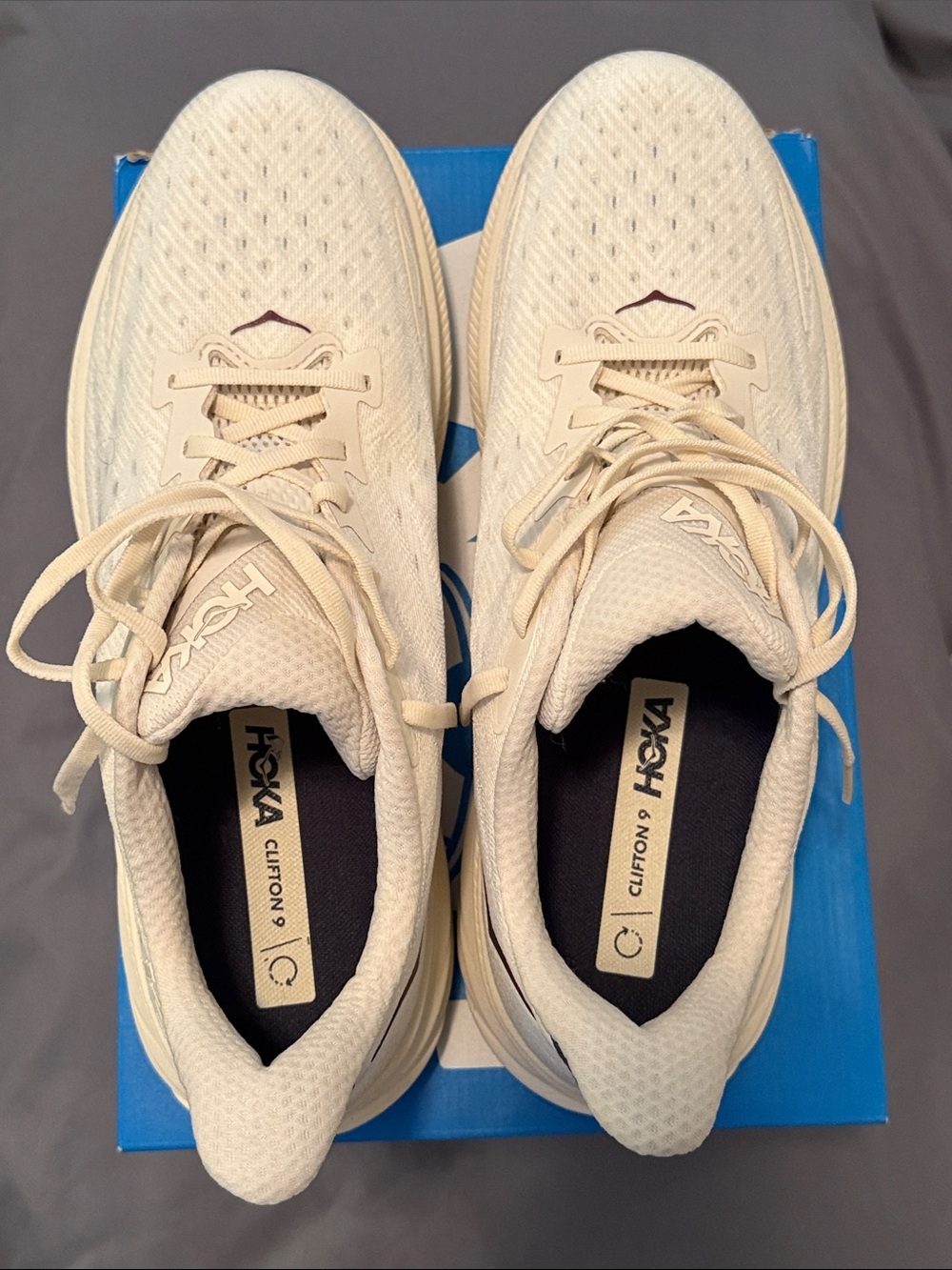 Hoka Clifton 9 Off-White/Cream Mens Running Shoe - Picture 2 of 7